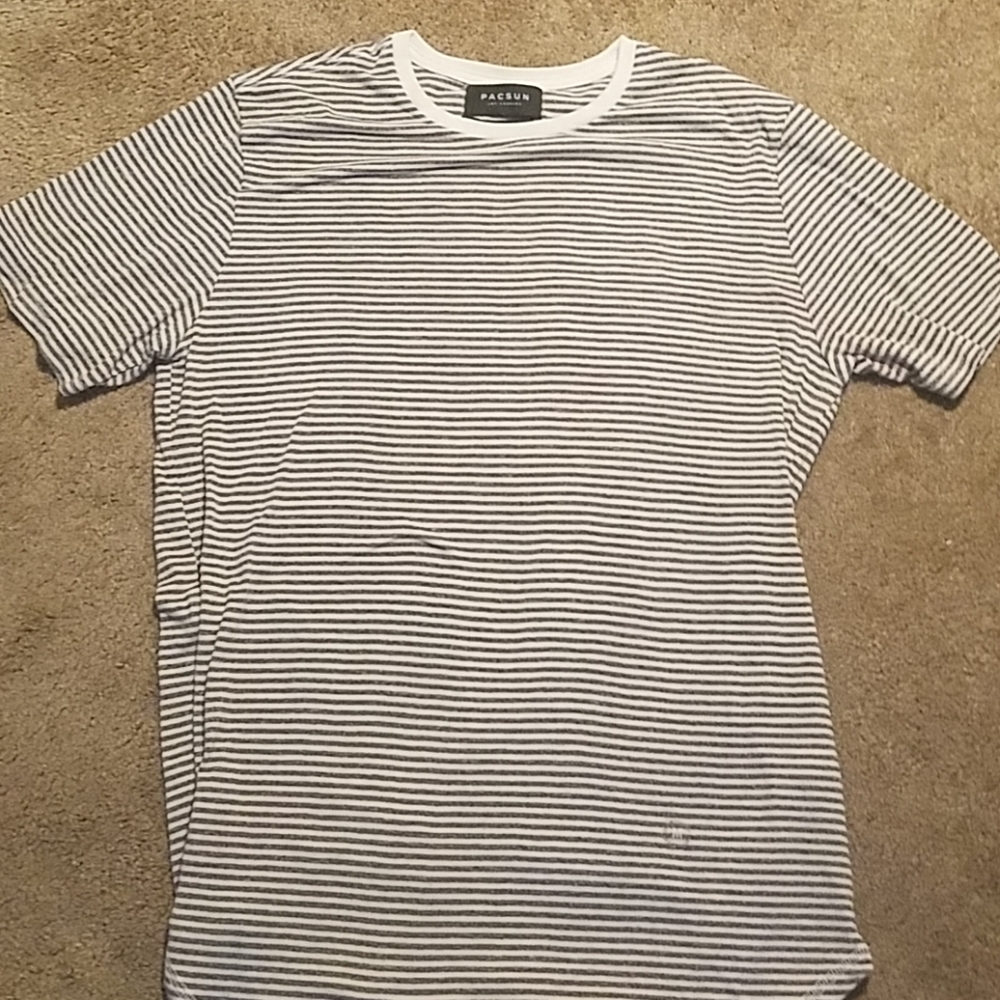 Short sleeve t